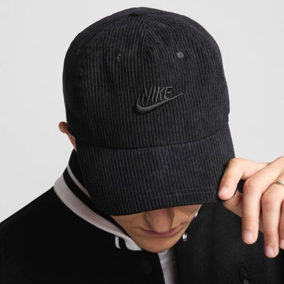 Nike Black Corduroy Hat - Picture 1 of 5